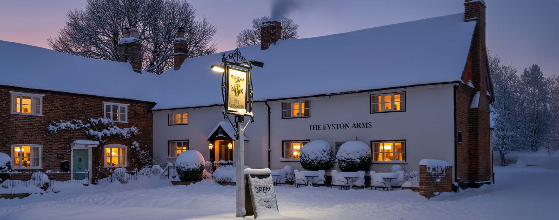 Snow at the Eyston Arms